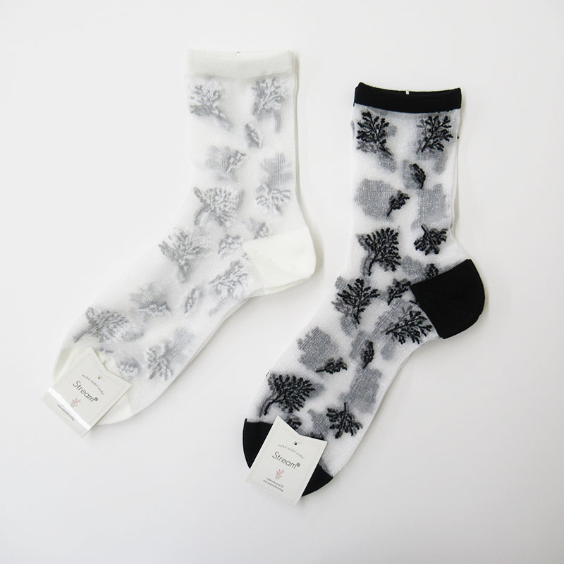 STREAM リーフ柄シアークルーソックス